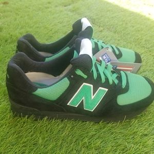 New Balance 574 Green & Black suede